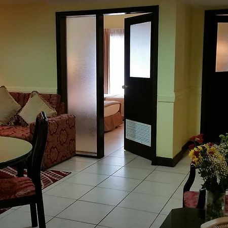 Deebaj Al Khabisi Plaza Aparthotel Dubai Eksteriør bilde